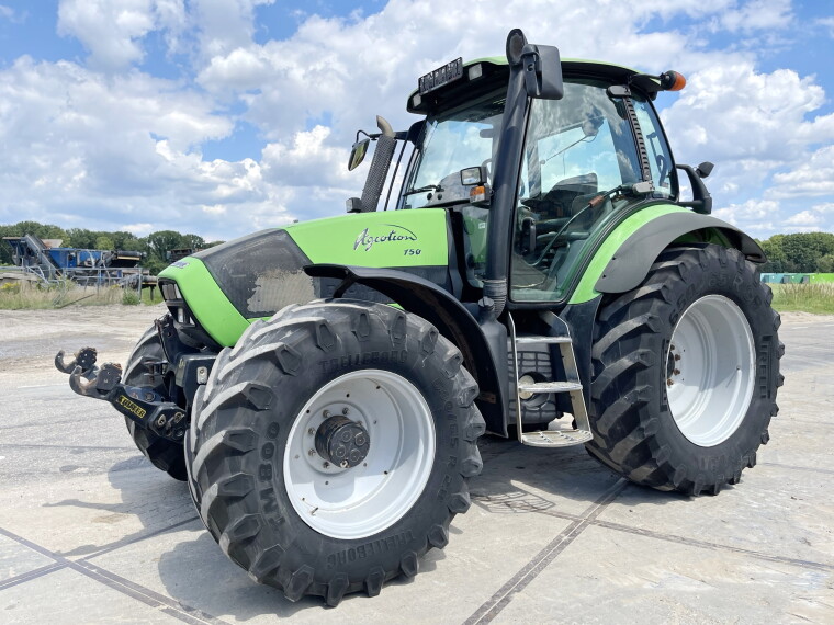 Deutz Fahr Agrotron 150 TT3 Traktor