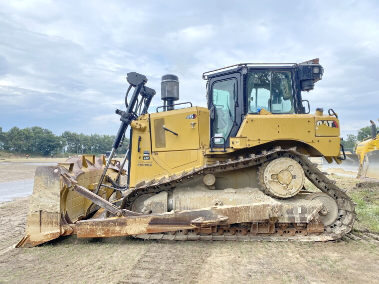 Cat D6
